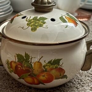 Vintage Fruit Design Enamel Pot Potporri